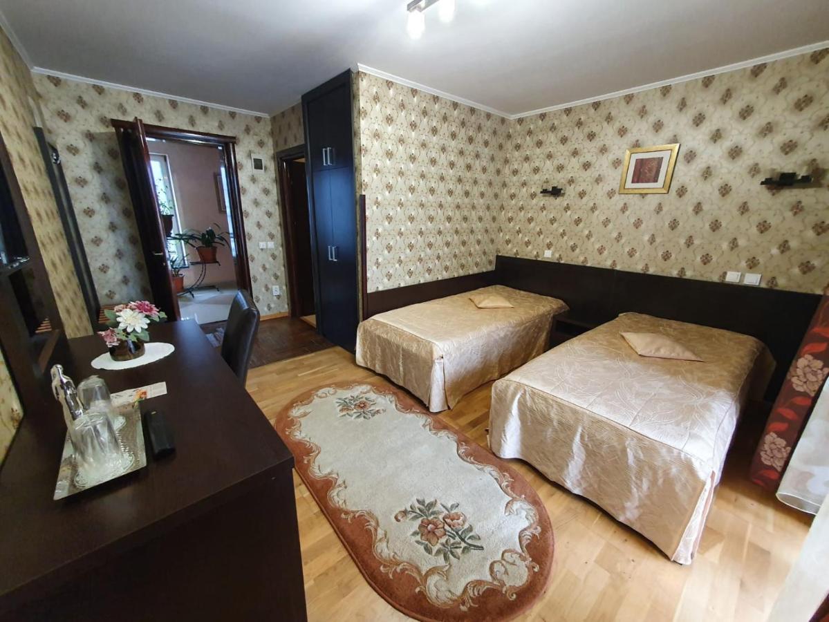 Vila Class Vatra Dornei Bagian luar foto